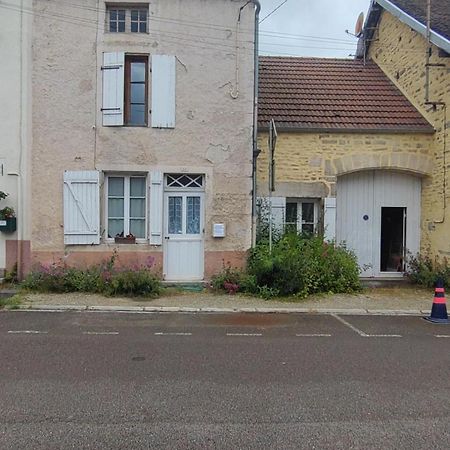 Gite Meuble 6 Personnes 2 Etoiles Haute Cote D'Or Proche Des Merveilles Touristiques Saint-Marc-sur-Seine 外观 照片